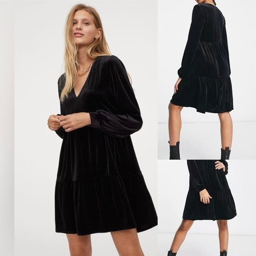 【SALE】 ★パジャマ★ Divided H&M Black Velvet Velour LS V-neck Tiered Skirt Mini