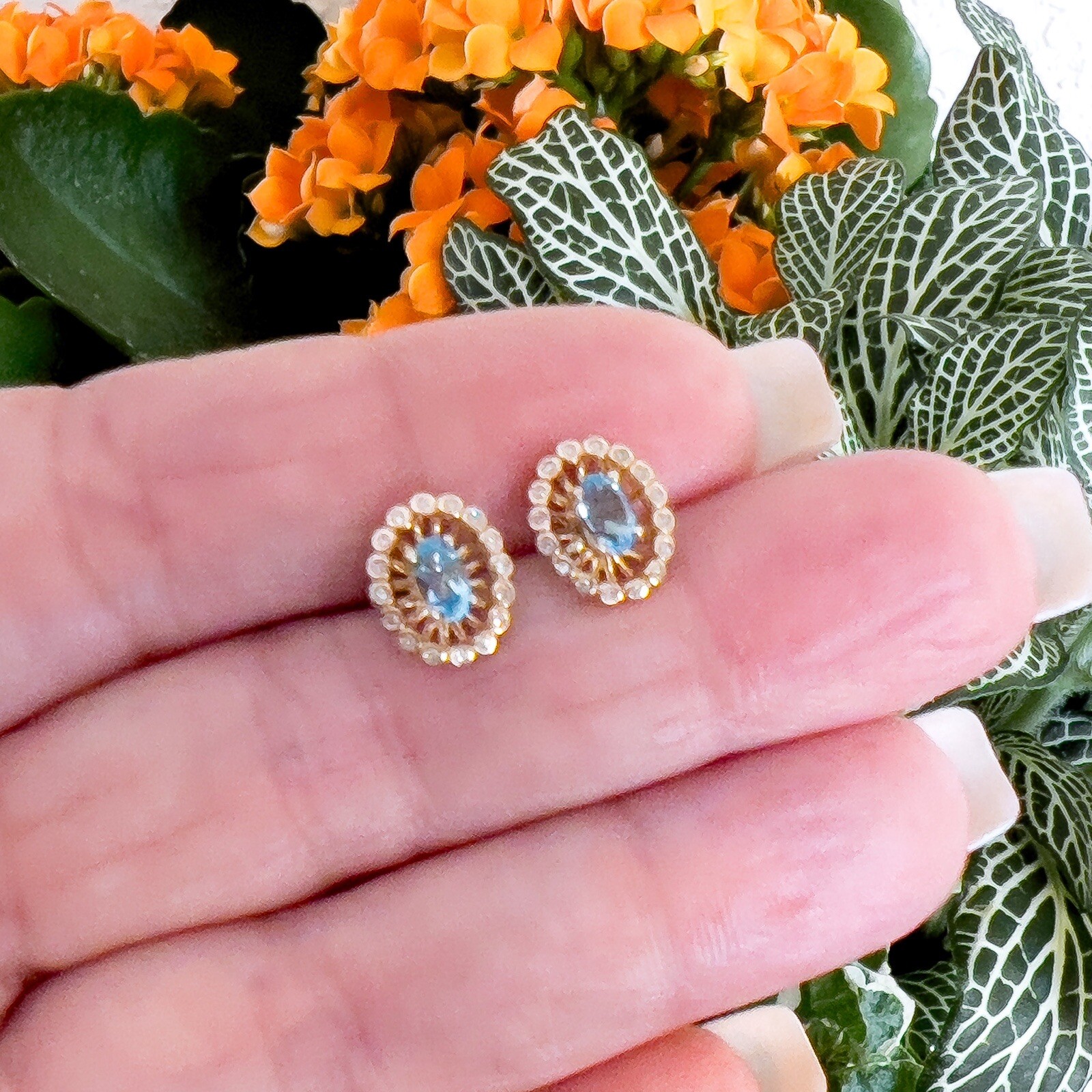 14k Yellow Gold Swiss Blue Topaz & Diamond Halo Oval Stud Earrings, New - Picture 2 of 11