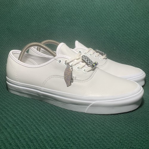 国内配送 VANS AUTHENTIC TRUE WHITE Vans Authentic Skate Shoe - True White | Journeys