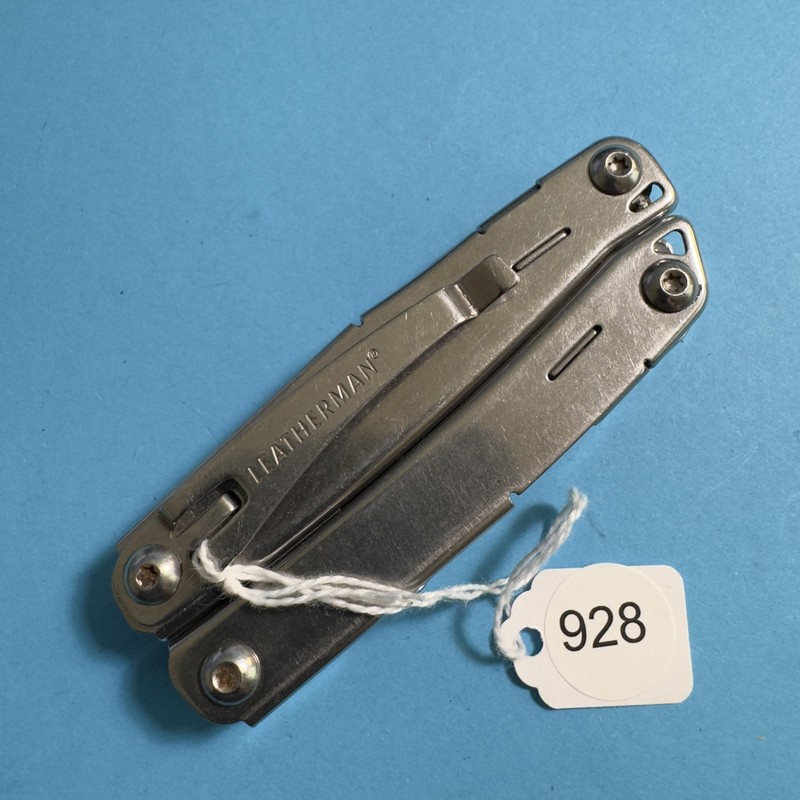 Leatherman Wingman Plier Scissor Multi-Tool Clip Pocket Knife Stainless EDC #928