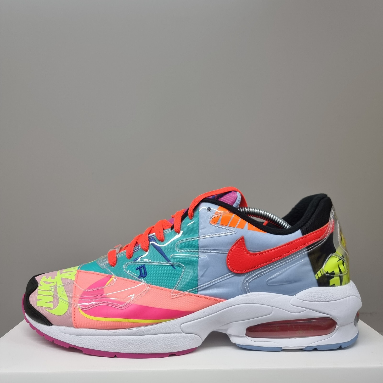 nike kyrie flytrap black and gold