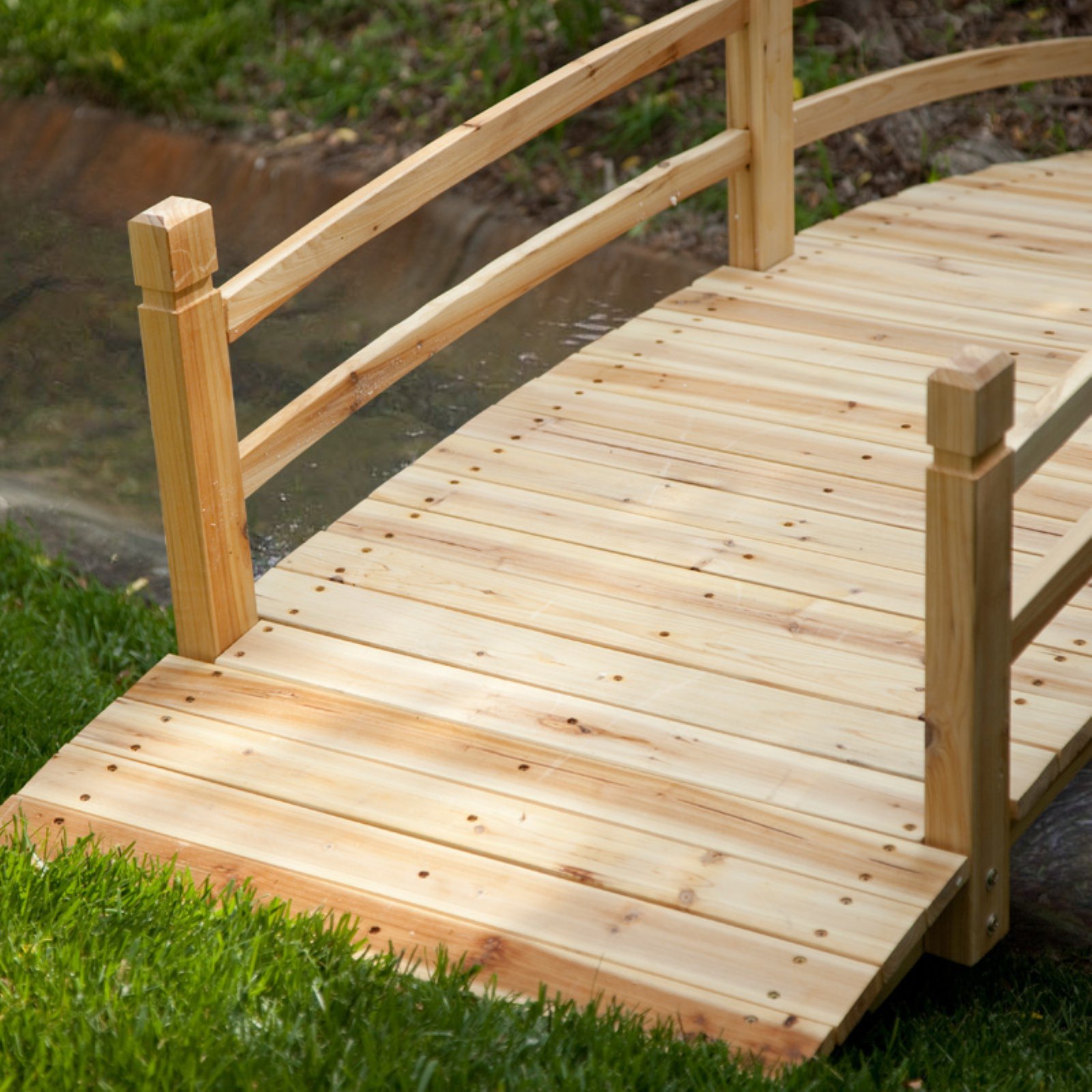 Natural Finish Wood 8 Foot Garden Bridge Outdoor Yard Lawn Landscaping Decor