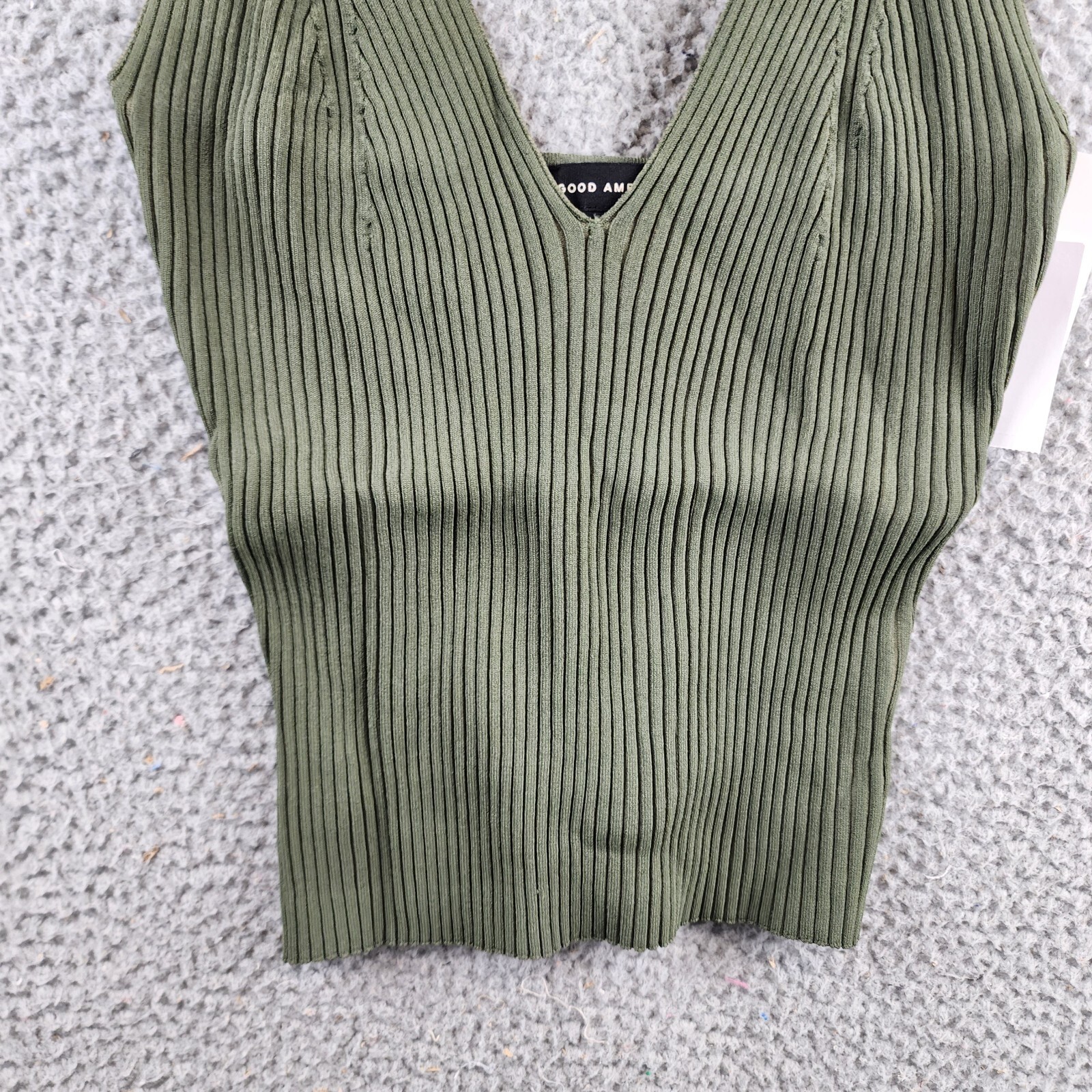 Good American Shine Ribbed Tank Top Women's M Fatigue Deep V-Neck Sleeveless - Picture 4 of 13