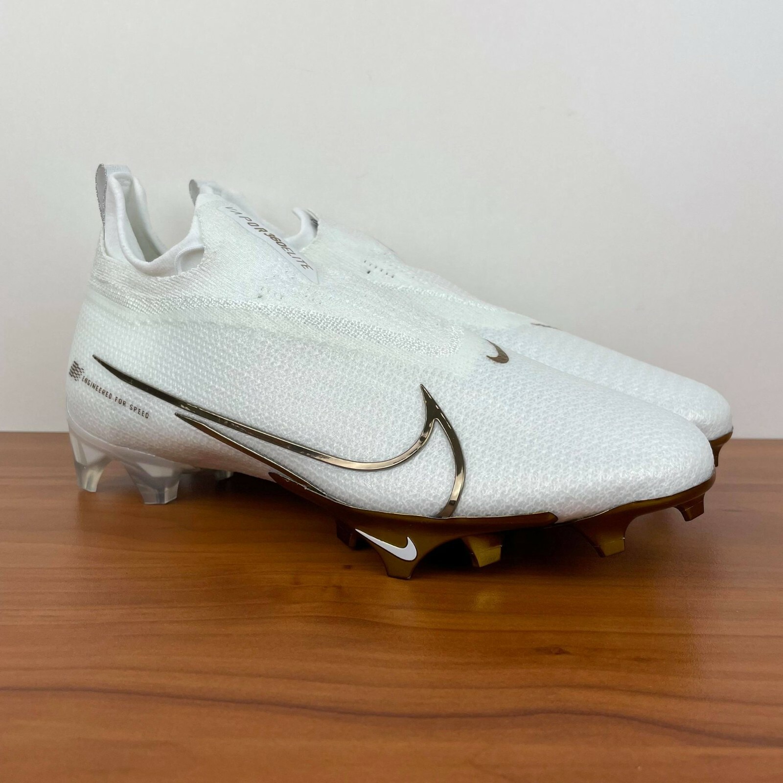 nike vapor flyknit football cleats