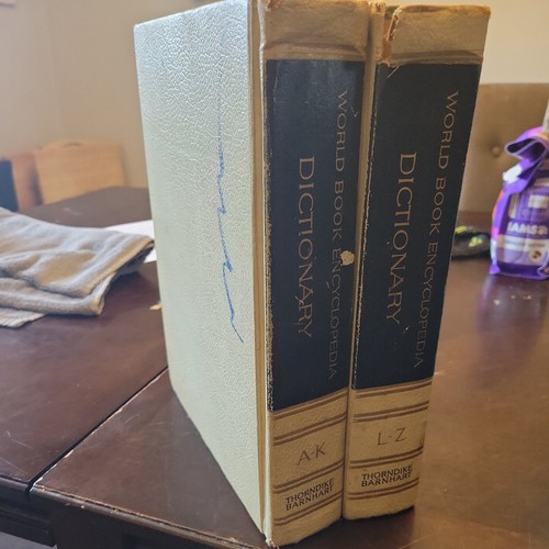 THE WORLD BOOK ENCYCLOPEDIA DICTIONARY 2 Volume Set Lot 1966