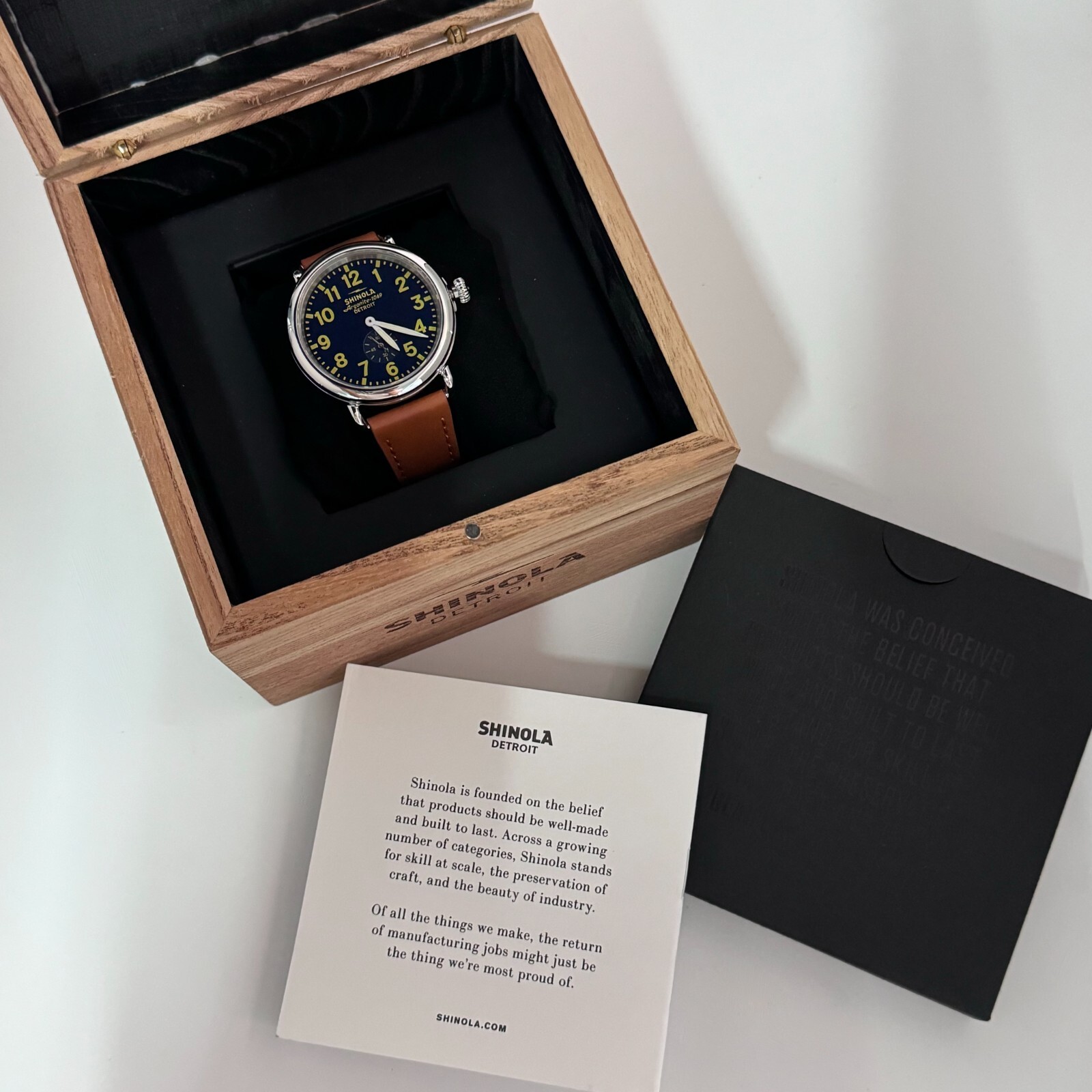 Pre-owned Shinola The Runwell- Collegiate Blue Dial Brown-leather Strap Men's Watch 41mm