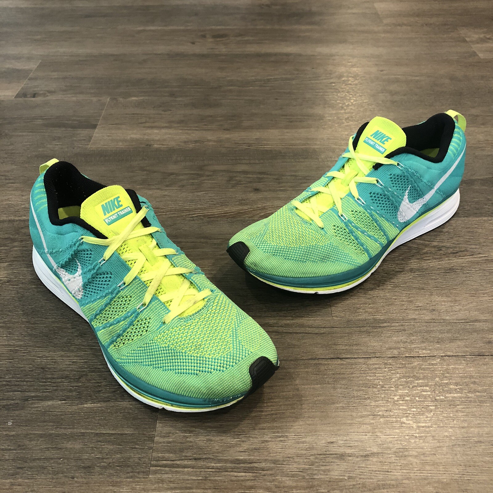 Nike Flyknit Trainer+ Volt White Atomic 