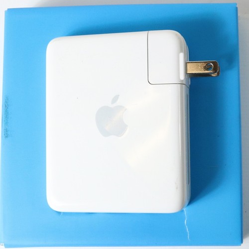 Apple Airport Express A1084 M940LL/A Base Station Wireless G Router
