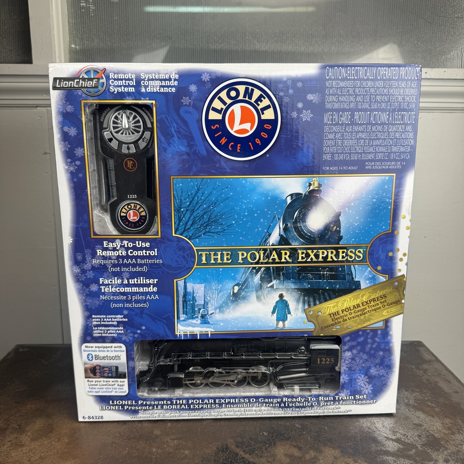 LIONEL The Polar Express Big Train Set - O Gauge 6-84328 Bluetooth Open Box
