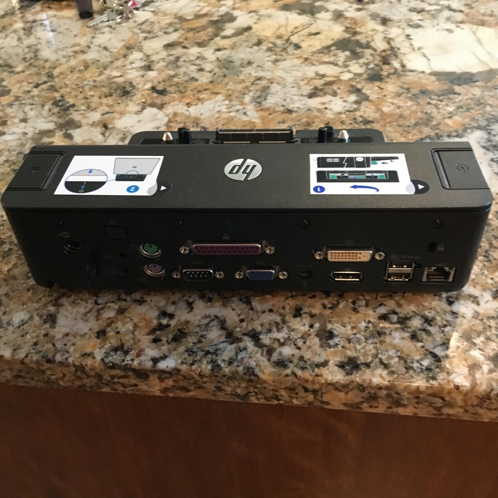 HP Docking Station w/ 90W power bar Model: A7E33AV#ABA, No Power Cord