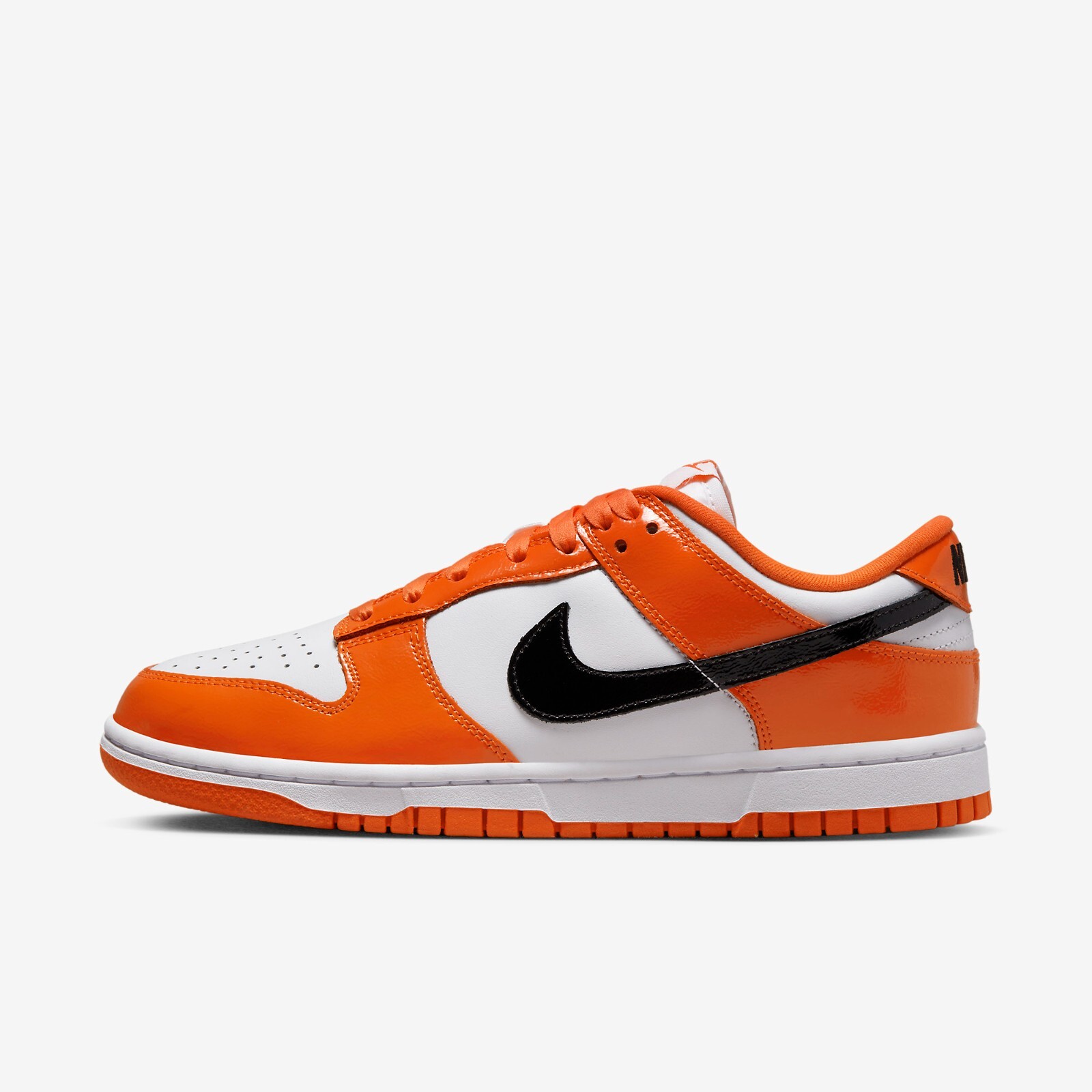 

Кроссовки Nike Dunk Low Essential Brilliant Orange DJ9955-800 Shoes, Brilliant orange/black/white, Nike Dunk Low Essential Brilliant Orange