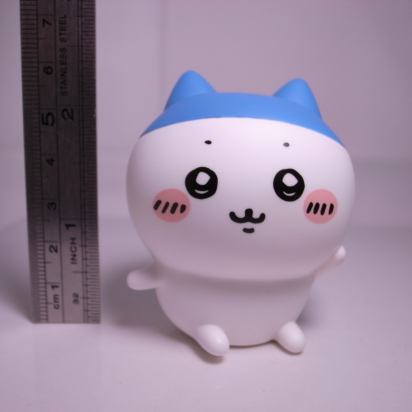 Hachiware Chiikawa Friends 4 Sofubi Sports Cut Figure Candy Collectible Japan
