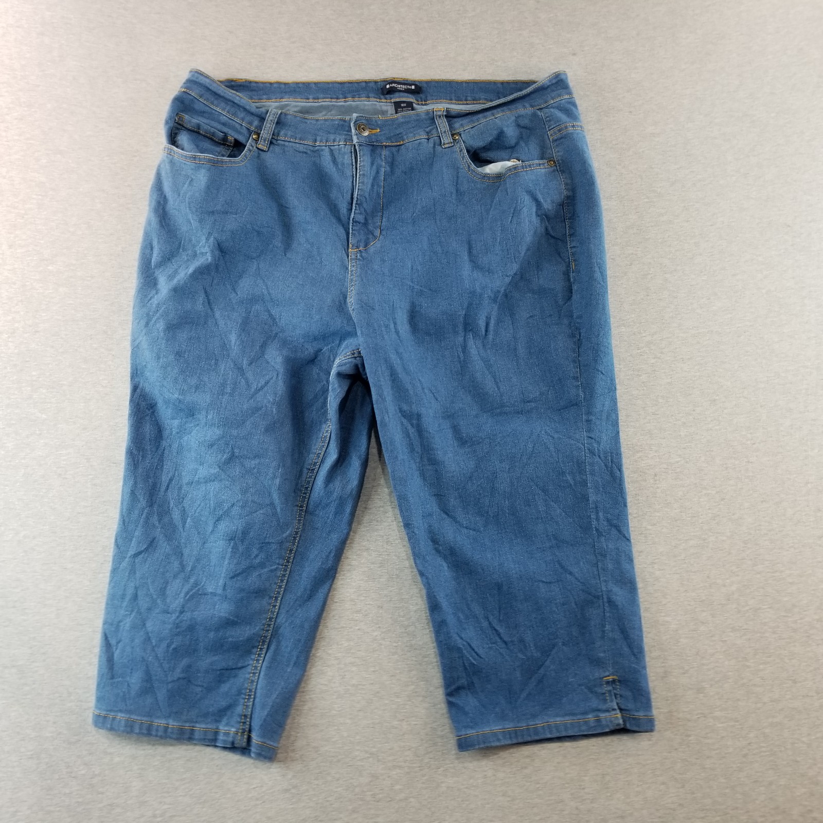 Architect Jeans Women's Sz 18W Blue Wash Stretch Capri Comfy Normcore Classic