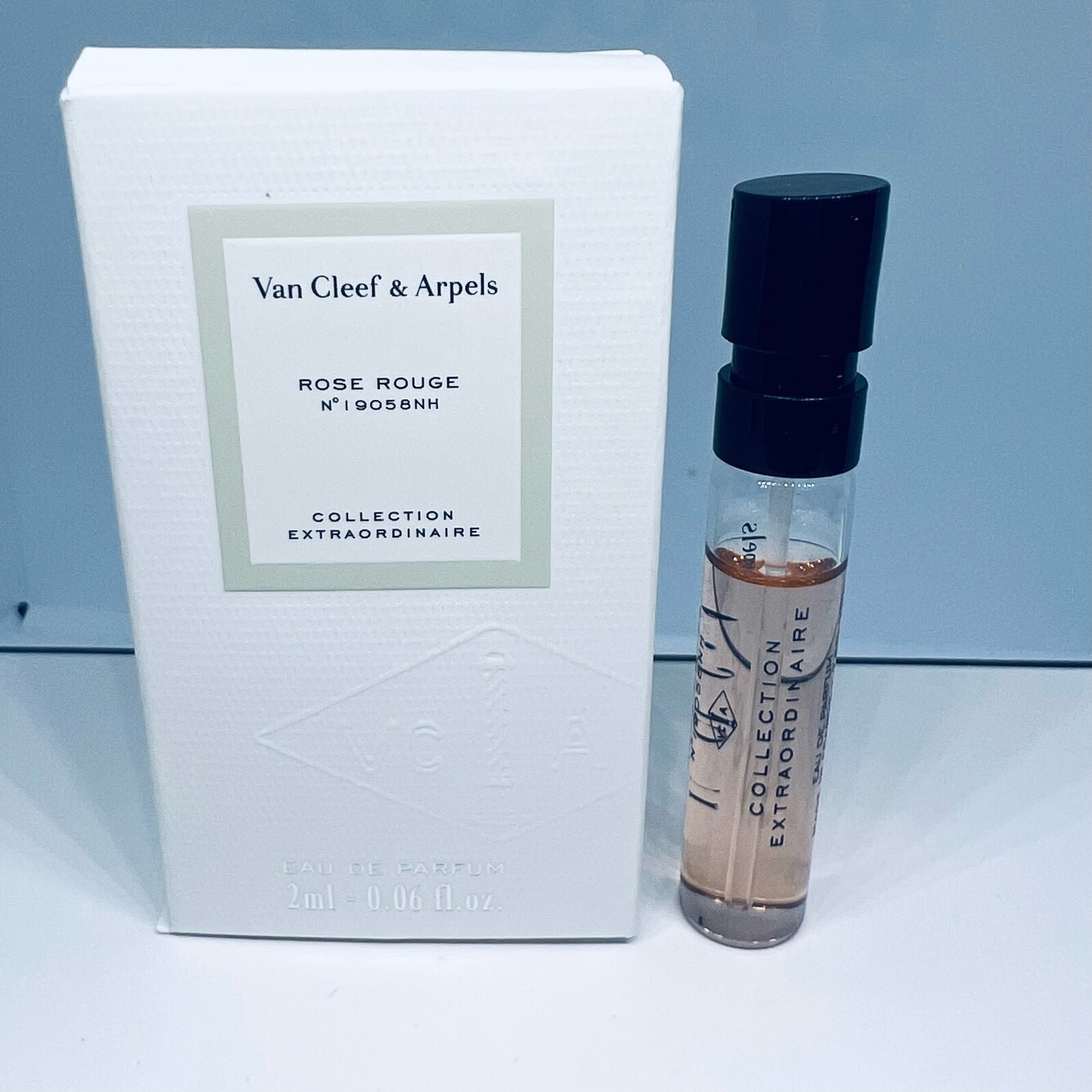 Van Cleef & Arpels ROSE ROUGE Eau de Parfum Sample Spray 2.0 Van Cleef & Arpels ROSE ROUGE Eau de Parfum Sample Spray 2.0