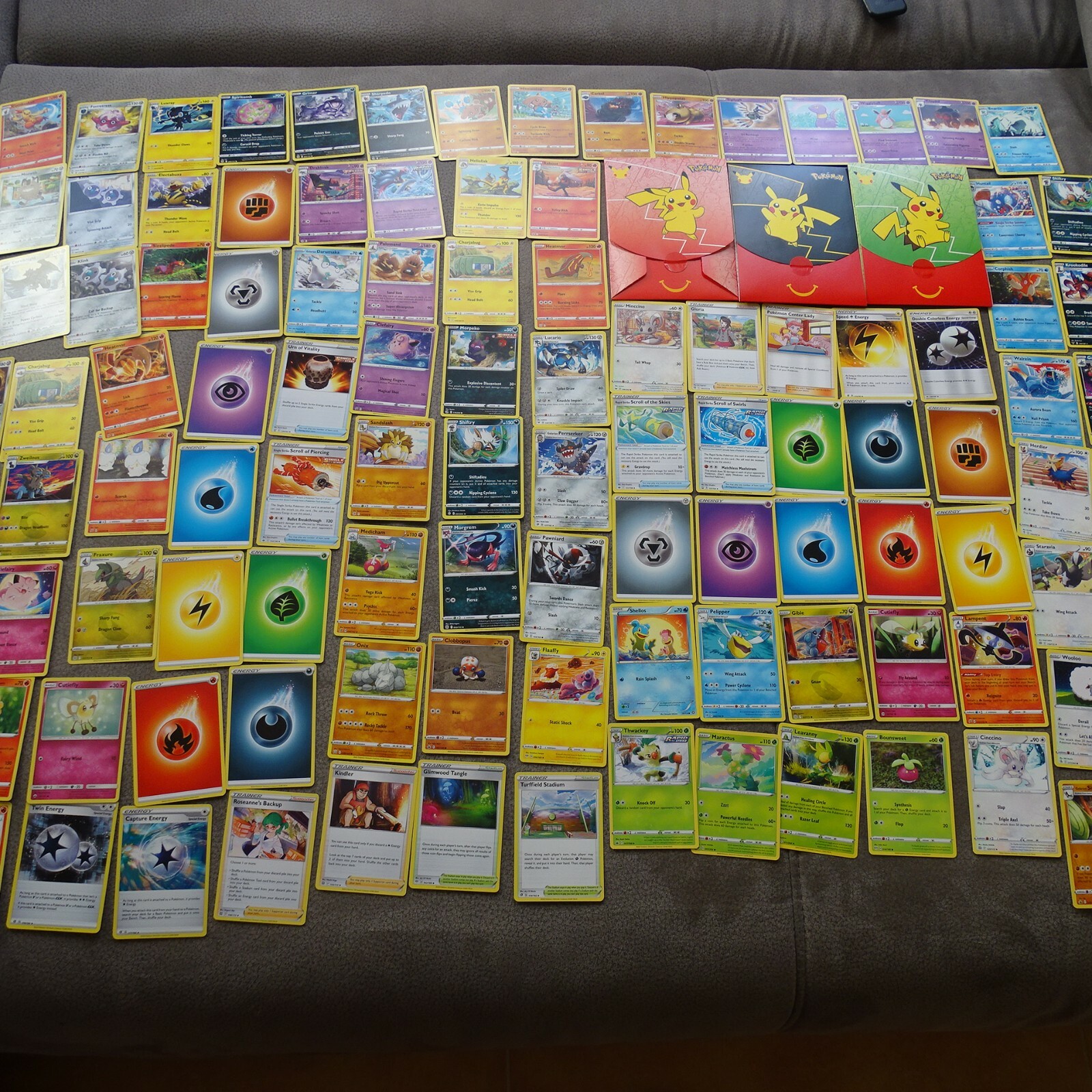 Pokemon card HUGE lot of Pokemon cards lot 200 pc new | eBay Pokemon card HUGE lot of Pokemon cards lot 200 pc new | eBay