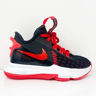

Nike Boys Lebron Witness 5 CT4630-005 Черные баскетбольные кроссовки, размер 11C, Черный, Lebron Witness 5