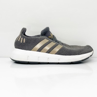 

Adidas Girls Swift Run CQ2703 Серые кроссовки для бега Размер 9K, Серый, Swift Run