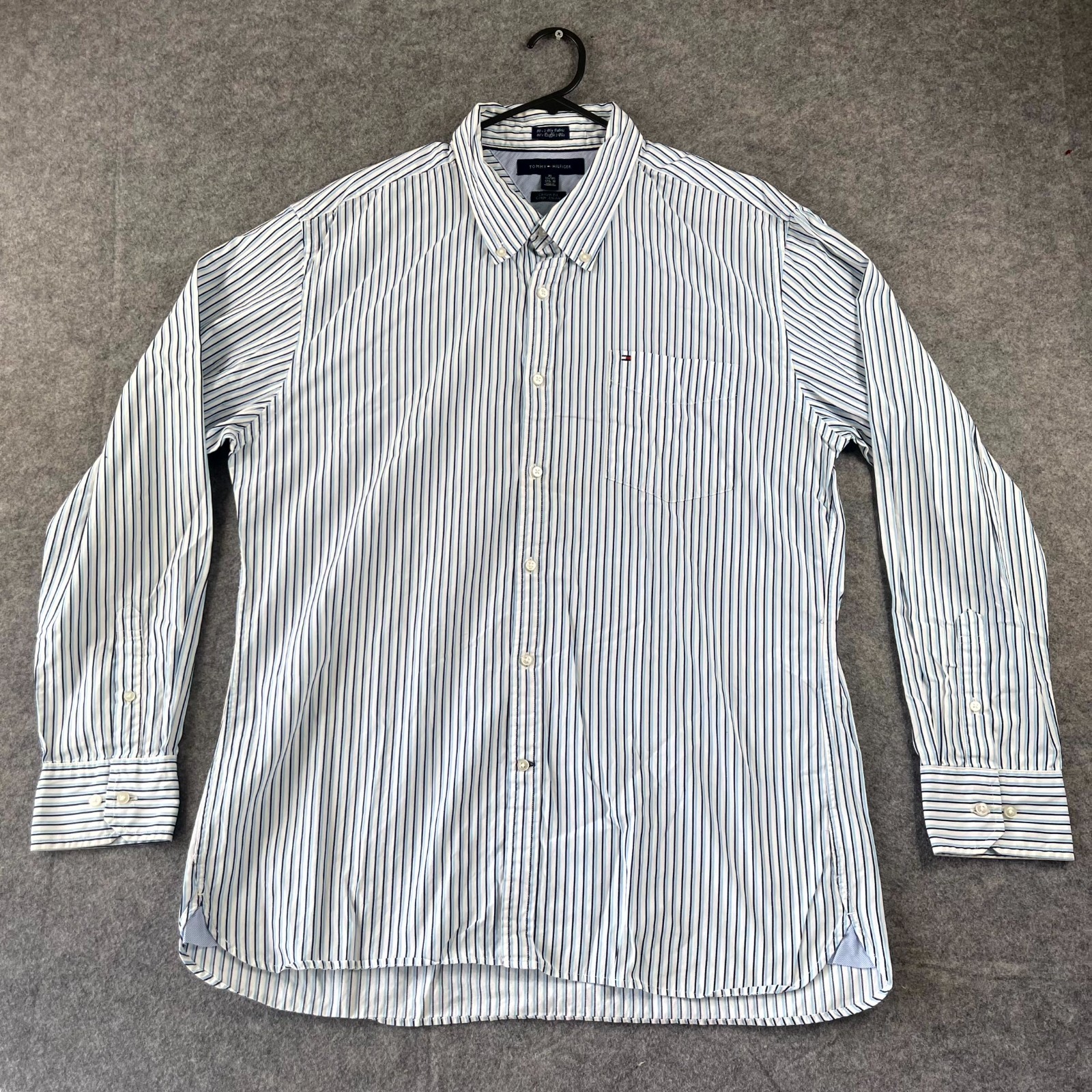 Tommy Hilfiger Mens Button Down Shirt Long Sleeve Size XL White Striped Casual