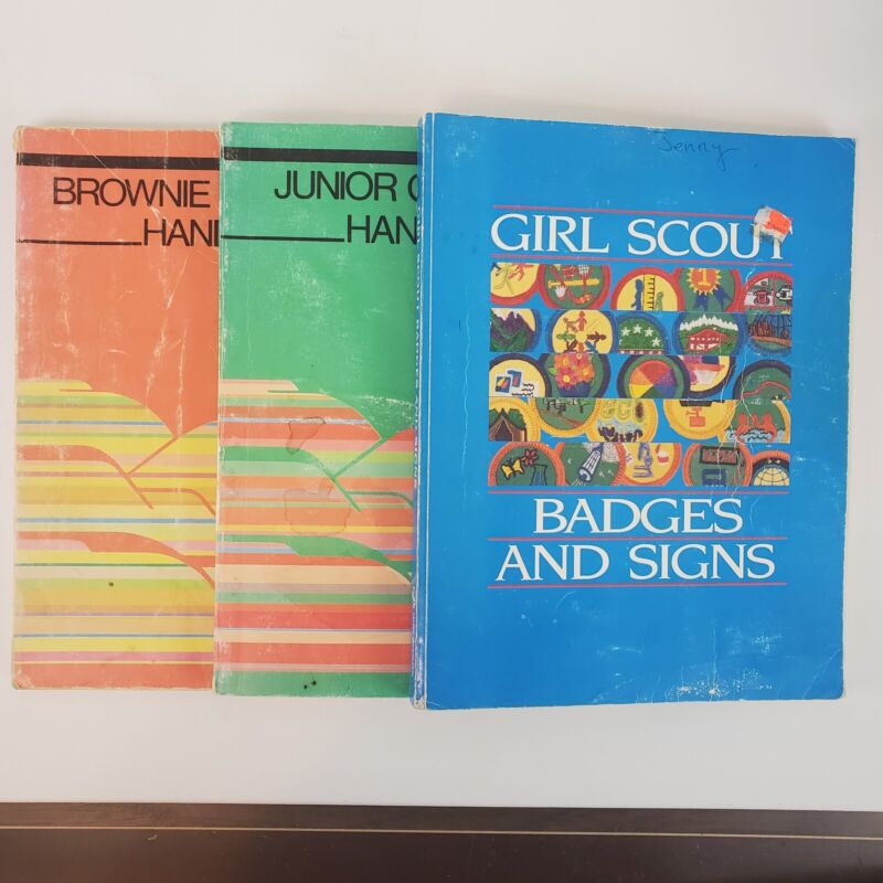 Vintage Girl Scout Books Lot of 3 Brownie Junior Handbook Badges & Signs 1986-90