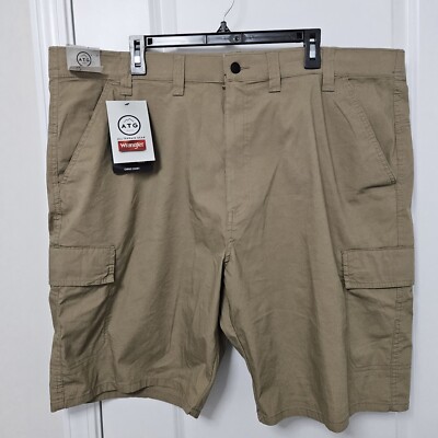 NWT Wrangler ATG All Terrain Gear Cargo Shorts Men's 44 Tan Stretch Outdoor