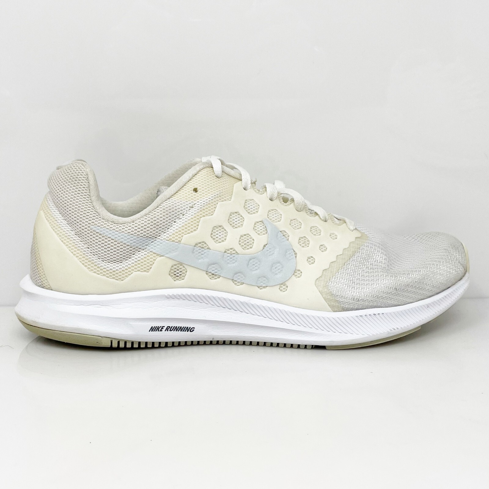 

Кроссовки Nike Womens Downshifter 7 852466-100 белые кроссовки размер 8,5, Белый, Downshifter 7