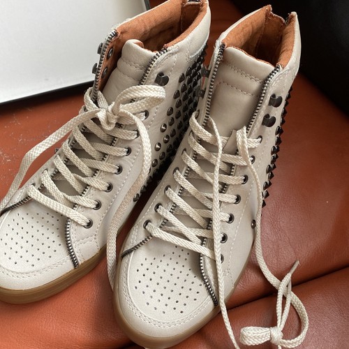PINKO☆ISEO SNEAKER スタッズフェルトスニーカー☆37 PINKO☆ISEO SNEAKER スタッズフェルトスニーカー☆37
