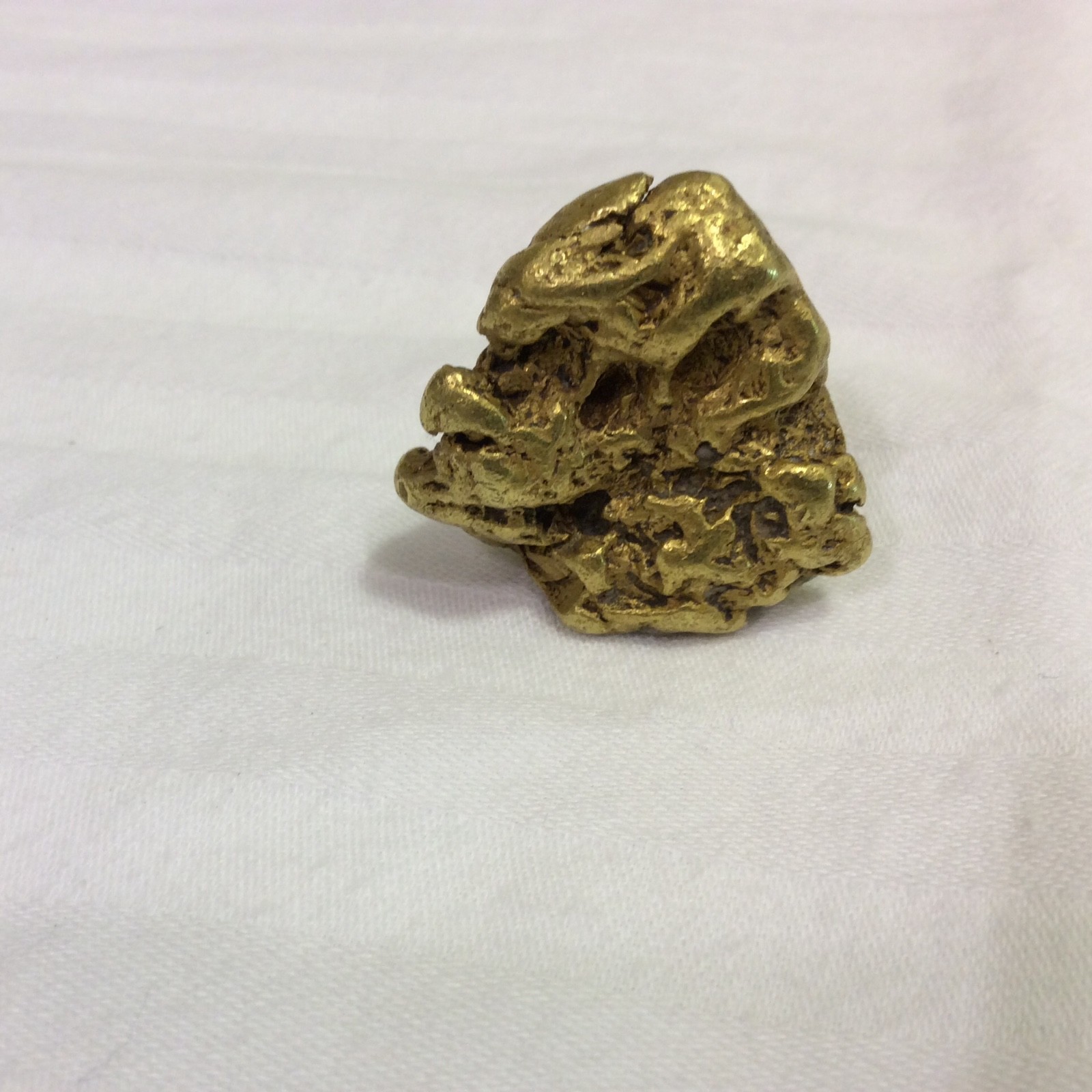 ** Gold in Quartz Specimen .. California Gold - 46.8 Grams **