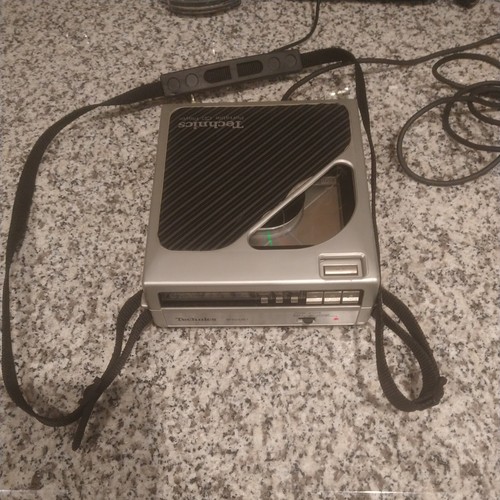 Technics SL-XP7 Portable CD Player Non-Smoking One Owner Product w