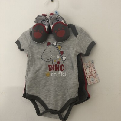 swiggles baby Baby Boys 3pc Set Bodysuit Pants & Shoes 3/6 Dino rarifica Cute