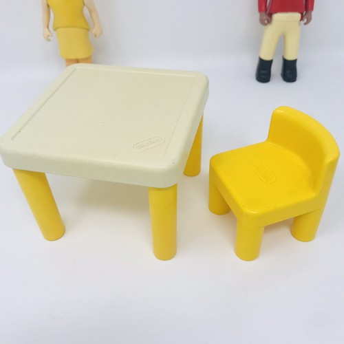 ??Vtg Little Tikes Dollhouse Dolls Figures Furniture Mom Equestrian Couch Table