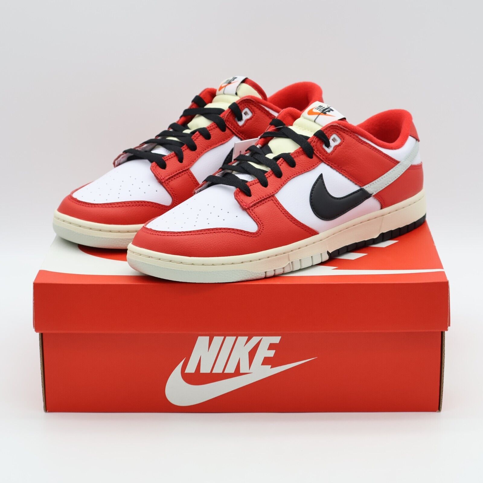 DZ2536-600 Nike Dunk Low Retro PRM Chicago Split University DZ2536-600 Nike Dunk Low Retro PRM Chicago Split University