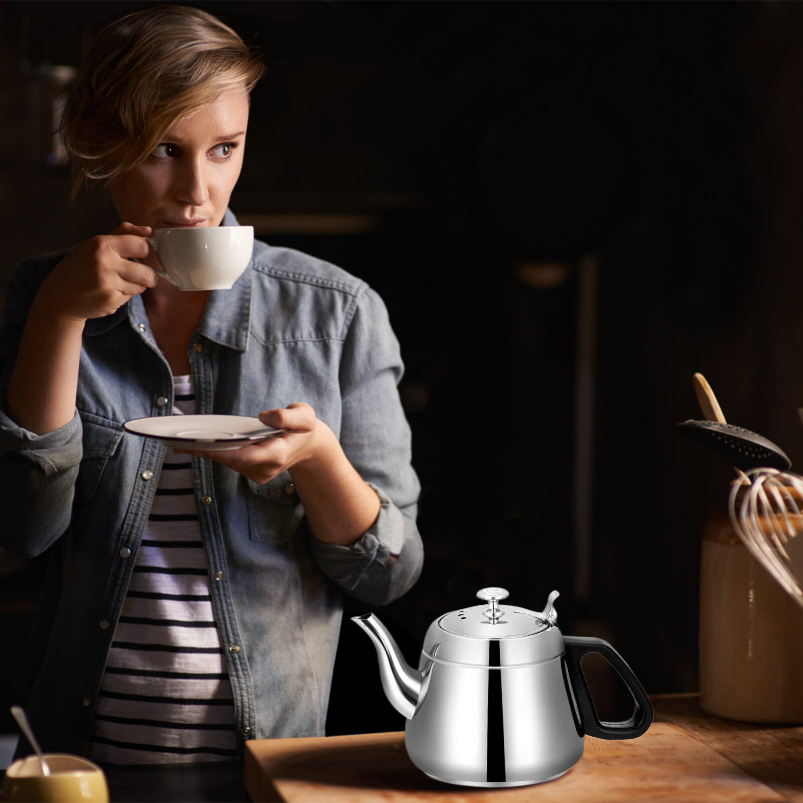 1.5L Stainless Steel Teapot Tea Kettle Coffee Pot With Tea Strainer