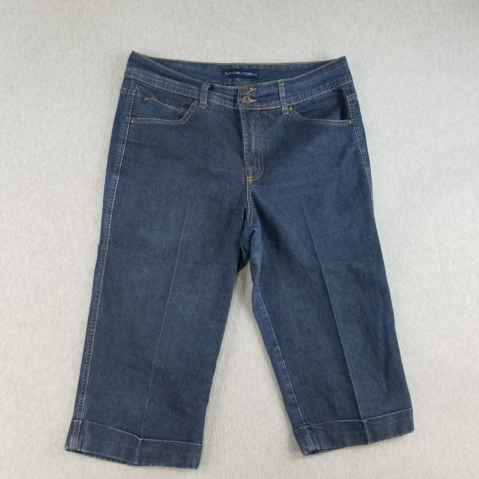 Bandolino Jean Capri's Womens Sz 12 2 Button DarkWash Normcore Nice Quality Cute