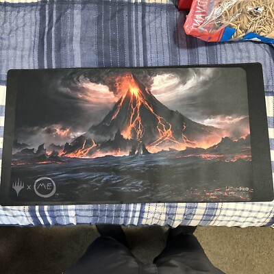 Ultra PRO MtG Lord of the Rings: Tales of Middle-Earth MOUNT DOOM Playmat * NEW