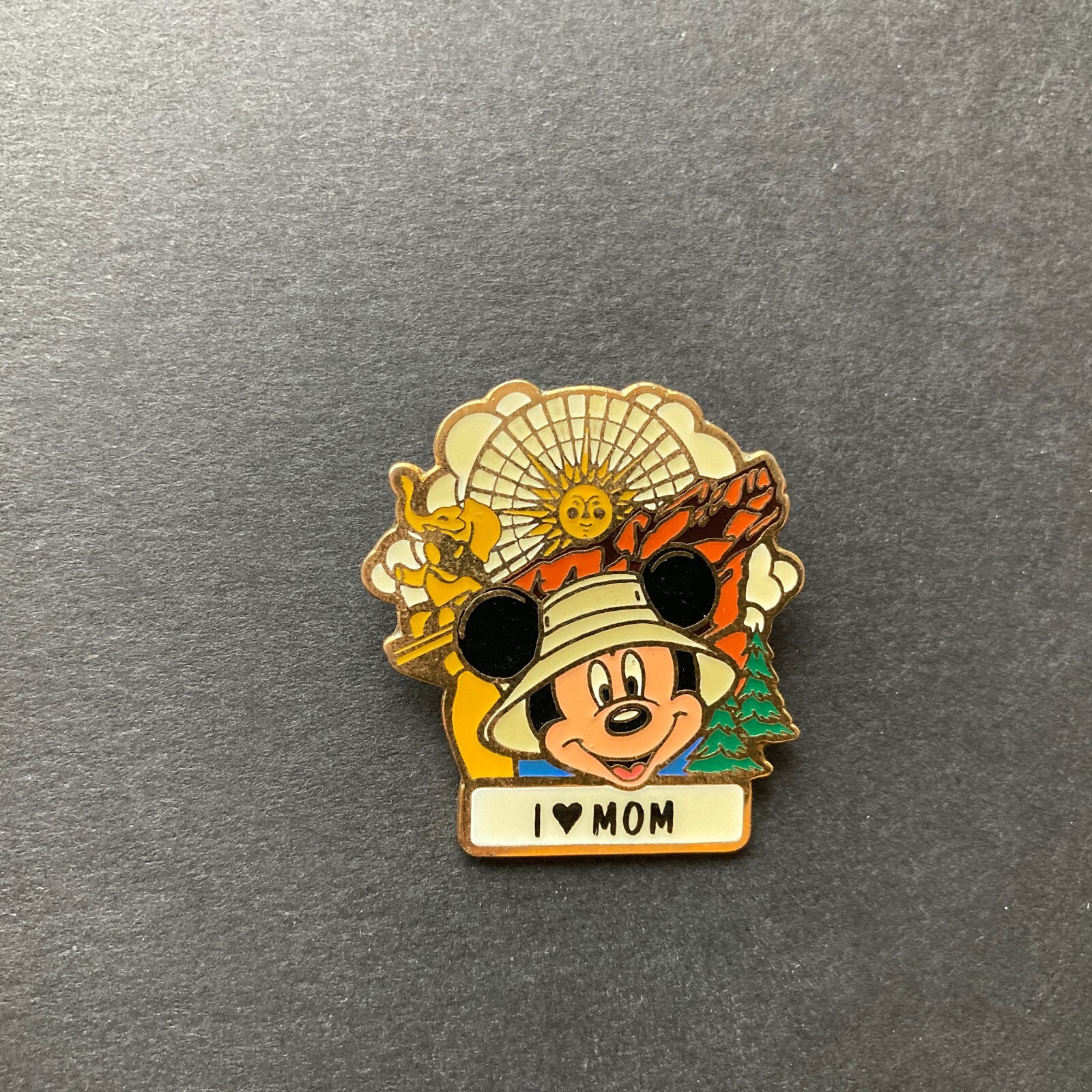 DCA - Mickey Name Tag - I Love Mom Disney Pin 34169 | eBay