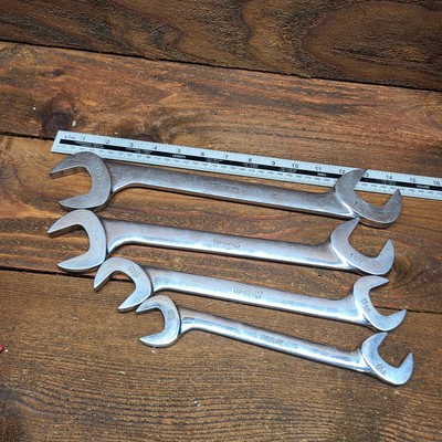 LOT OF 4- SNAP ON 4-WAY ANGLE HEAD OPEN END WRENCH Vs44. Vs50 Vs34, Vs28
