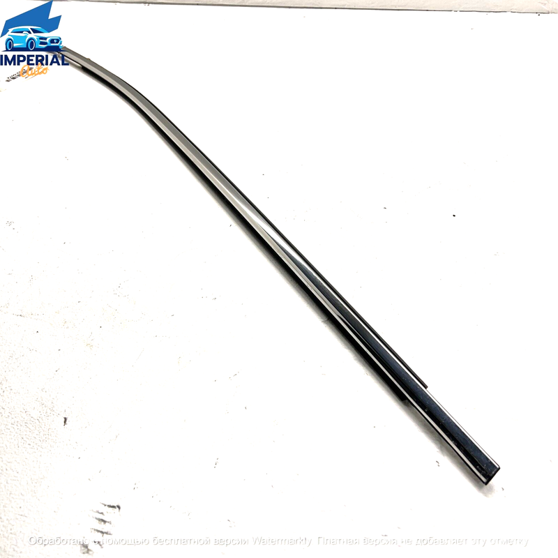 Used FRONT RIGHT PASSENGER SIDE DOOR WINDOW BELT MOLDING OEM TOYOTA CAMRY 2018-2
