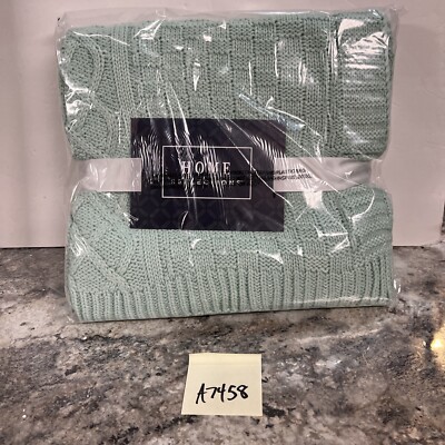 Home Reflections Oversized Knit Throw Seamist Green RARE NEW H243492