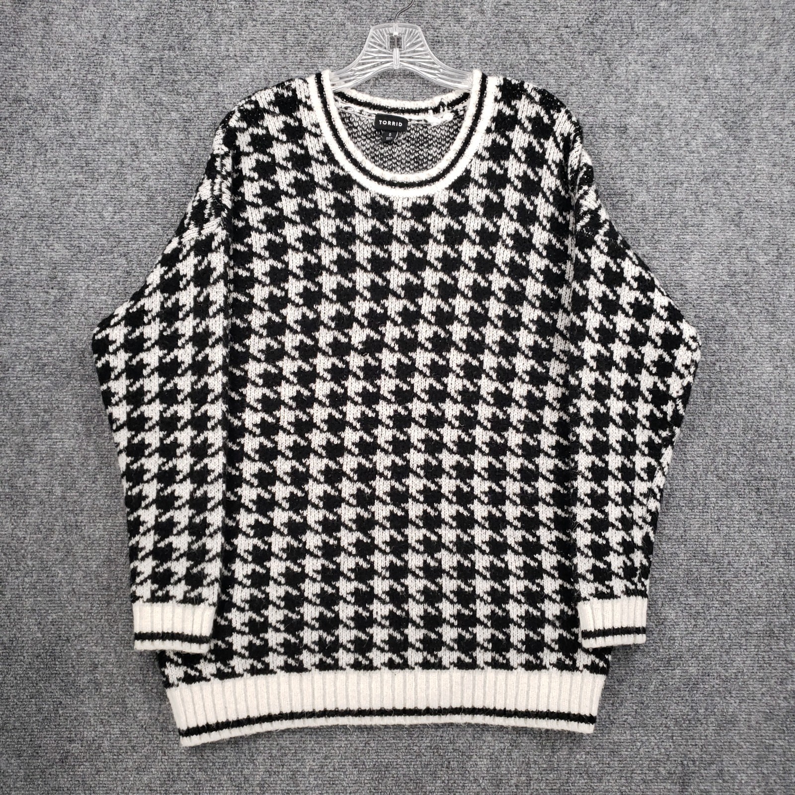 Torrid Sweater Women 0 US Large Black Houndstooth Crew Neck Pullover Long Sleeve