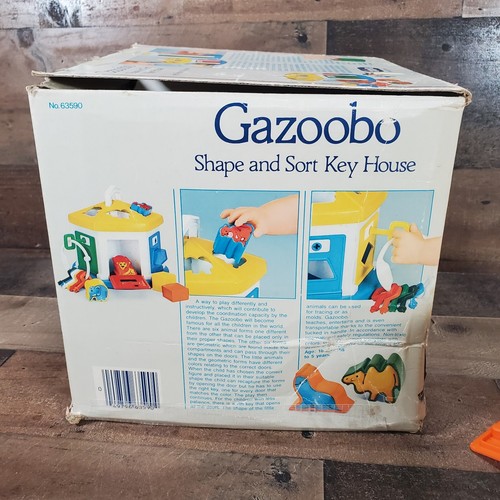 Chicco Gazoobo Color Shape Animal Sorter Toy With Keys Vintage 1980s