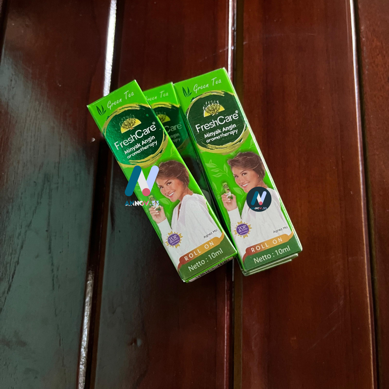 FRESHCARE Minyak Angin GREEN TEA Herbal Aromatherapy Roll On Medicated Oil 4pcs