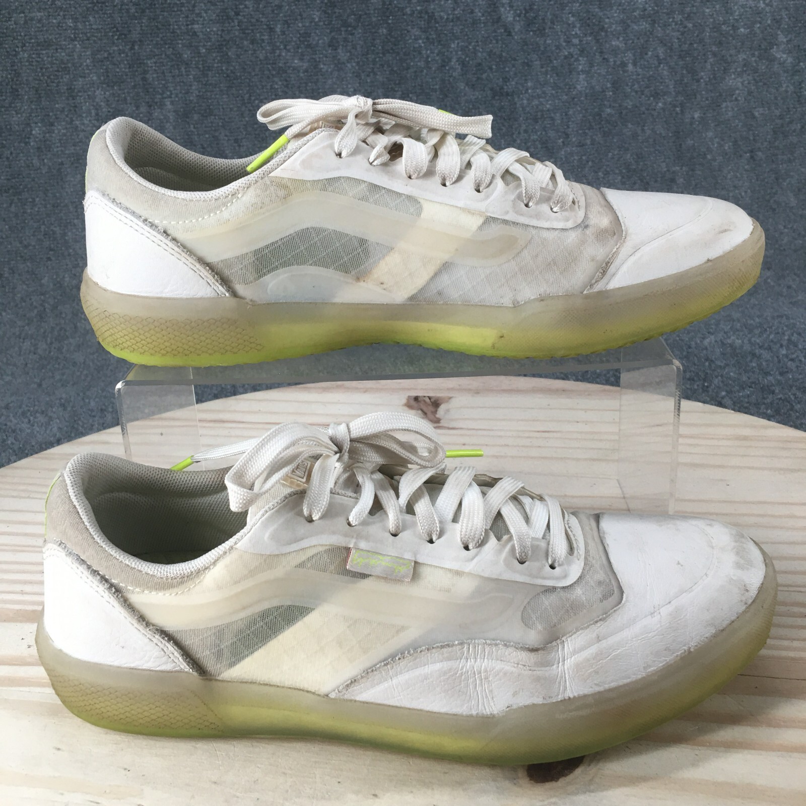 Vans Shoes Mens 7.5 Old Skool Sneakers White Leather Round
