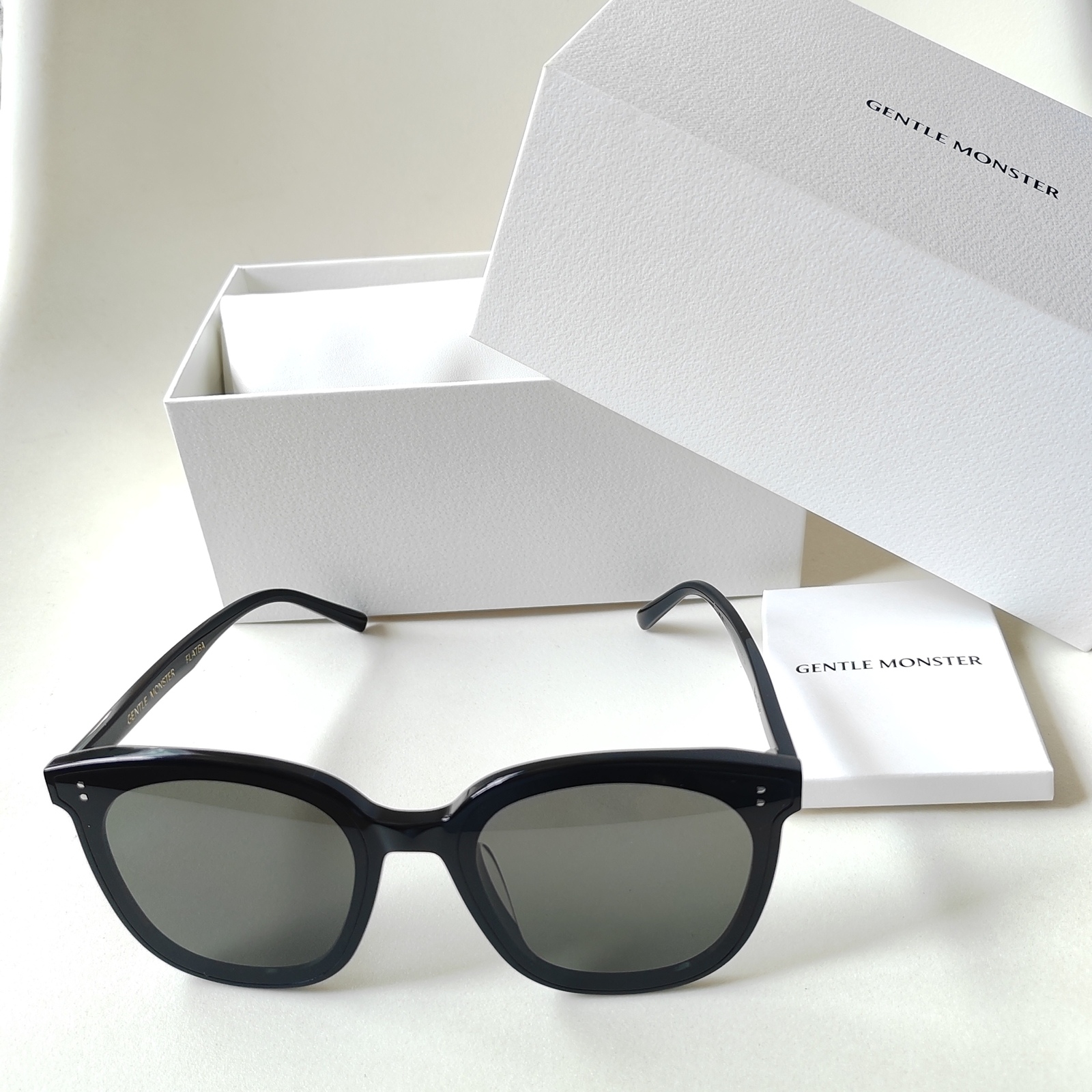 高評価レビュー Square Large 01 MyMa Monster Gentle Black Men Women Frame 小物