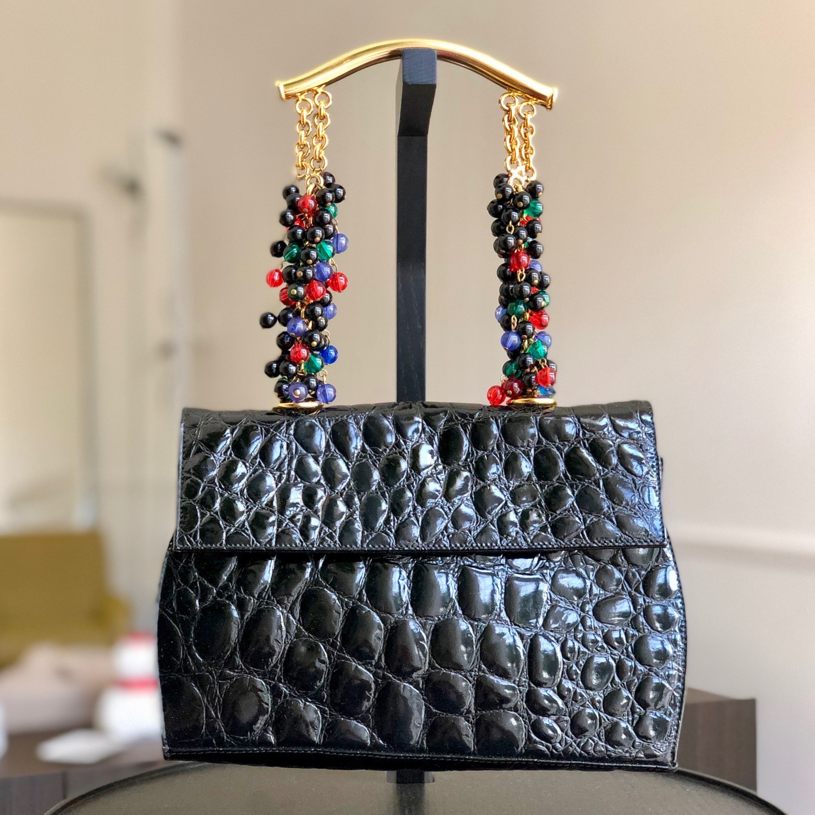 GIANNI VERSACE　 カラフルバック GIANNI VERSACE Black Croc Embossed Handbag w/ glass beaded