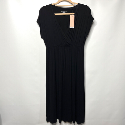 Black maternity top dress target