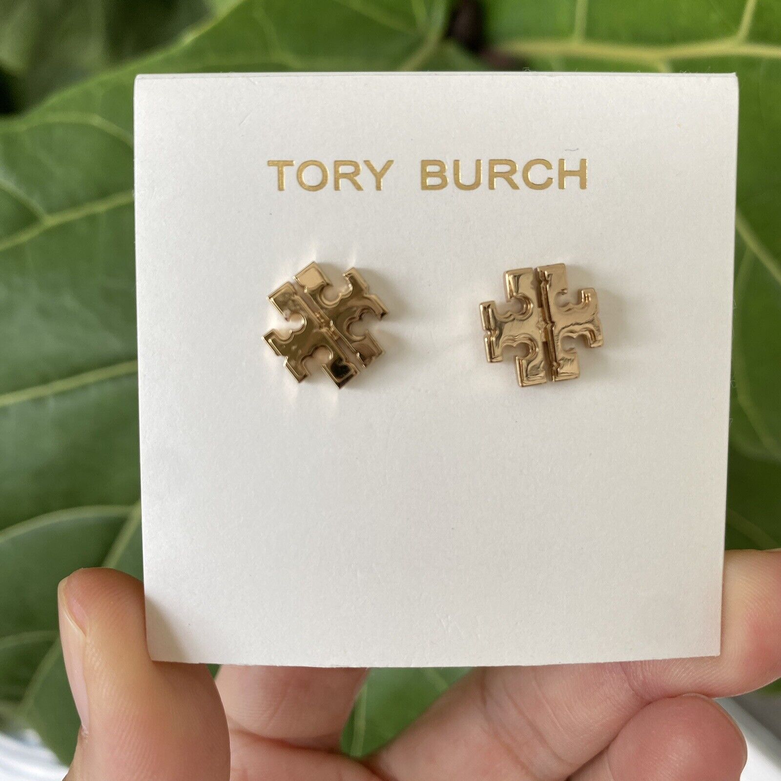 Authentic Tory Burch Small Logo Stud Earrings Style 143361