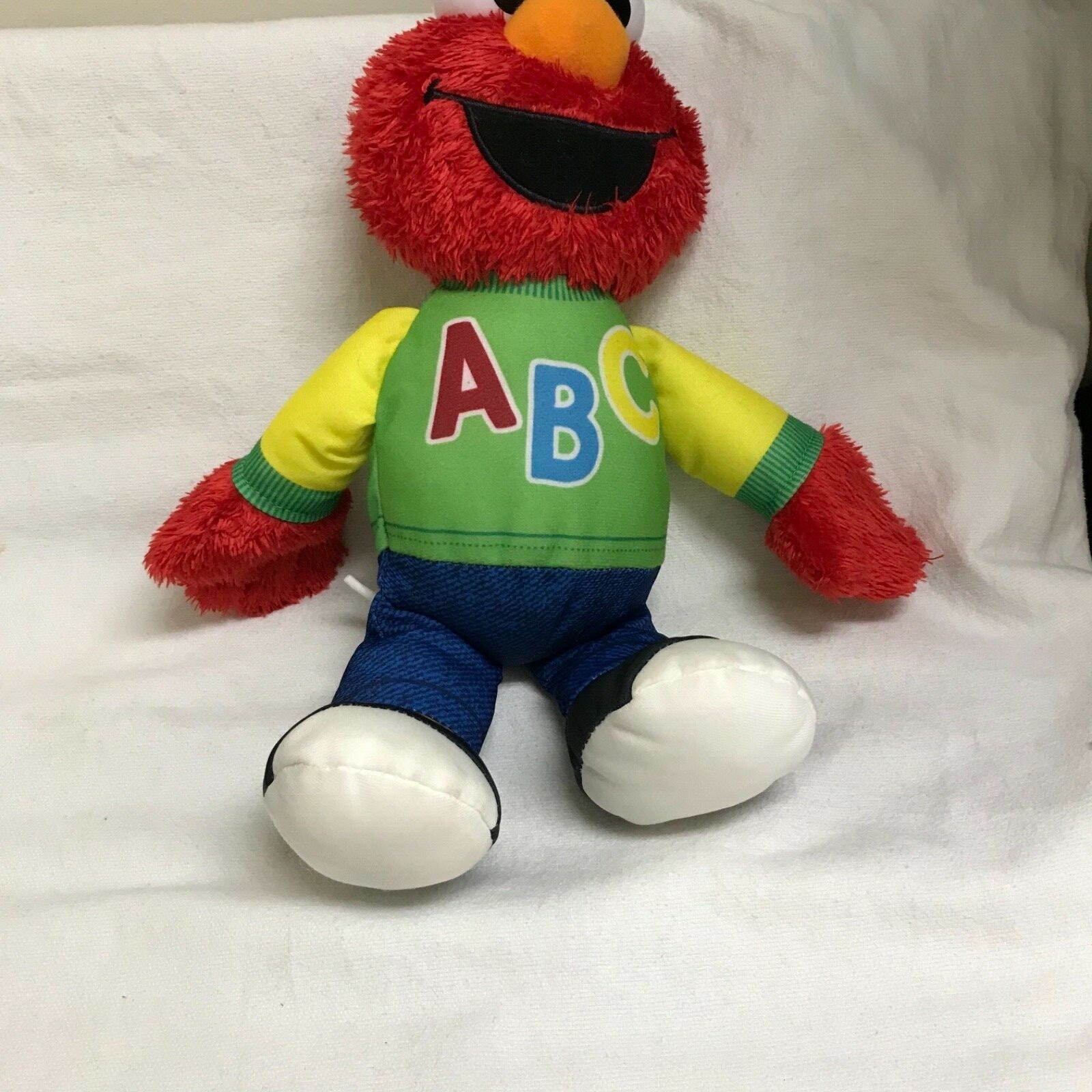 Sesame Street E3340 Playskool Singing Abc's Elmo Plush