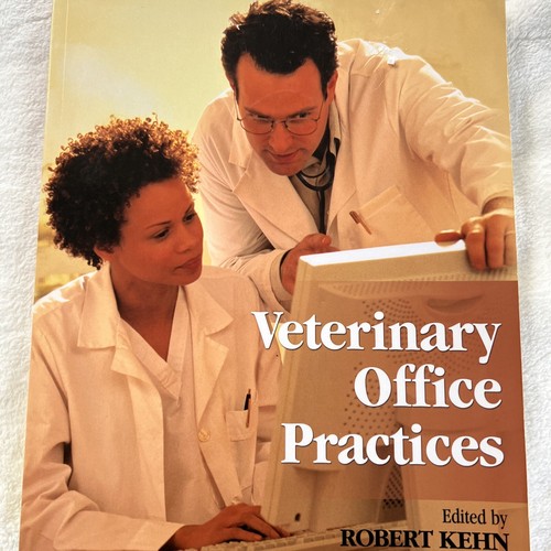 Mosby's Comprehensive Review for Veterinary Technicians Textbook Office Mgt Lot