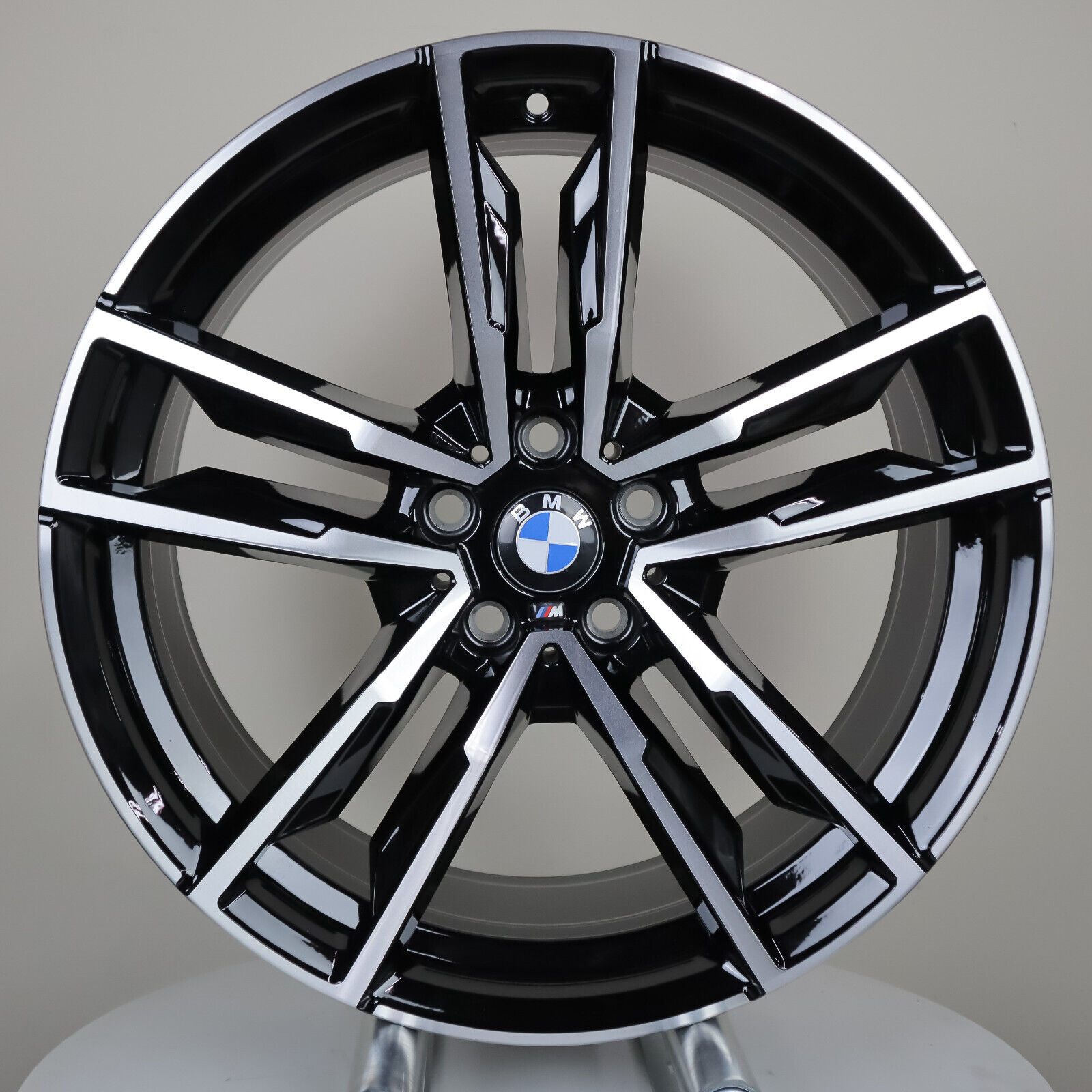BMW Z4 FRONT 19X9.0 WHEEL RIM 36118089876 BLACK / MACHINED 86549 | 799M 8089876 BMW Z4 FRONT 19X9.0 WHEEL RIM 36118089876 BLACK / MACHINED 86549 | 799M 8089876