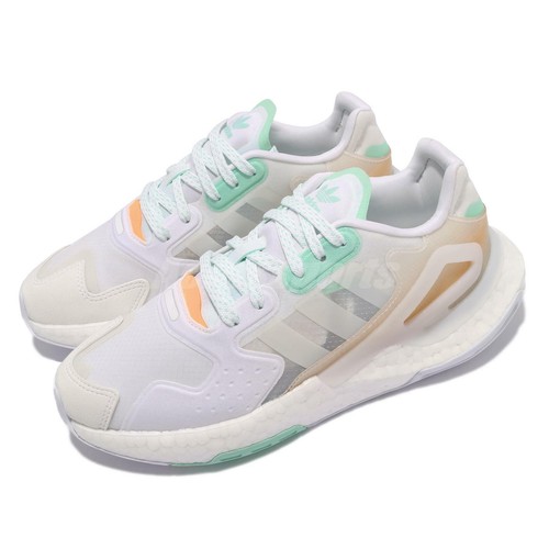 

Белые женские повседневные кроссовки adidas Originals Day Jogger W BOOST GW4910, Белый, Day Jogger W